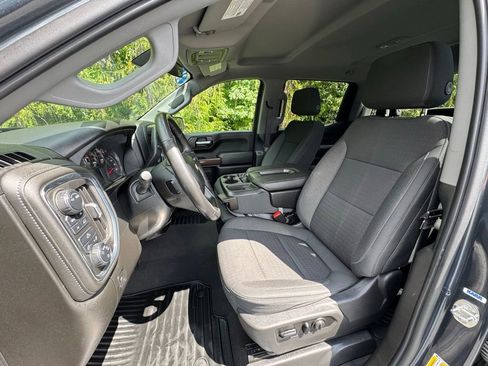 Used 2021 Chevrolet Silverado 1500 LT AWD/4WD image 9
