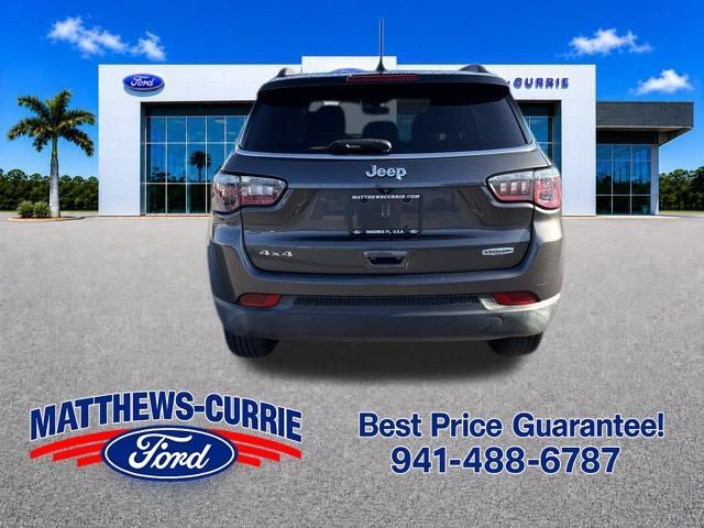 Used 2018 Jeep Compass Latitude w/ Popular Equipment Group AWD/4WD image 5