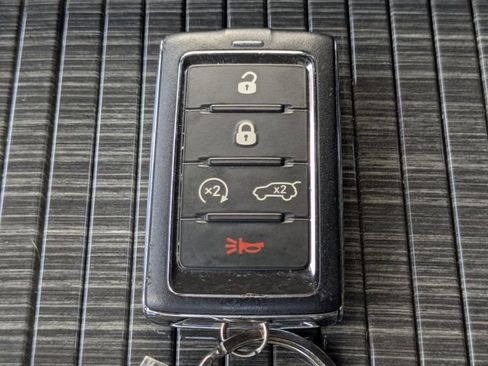 Used 2022 Jeep Wagoneer Series III w/ Premium Group I RWD image 43