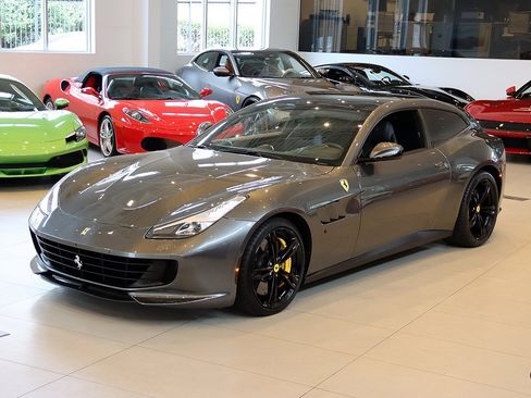 Certified 2017 Ferrari GTC4Lusso image 30