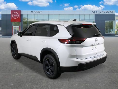 New 2026 Nissan Rogue SV w/ Cold Weather Package FWD image 3