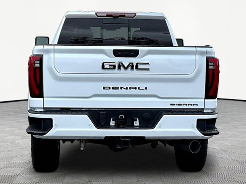 New 2026 GMC Sierra 2500 Denali Ultimate w/ LPO, Black Badging Package AWD/4WD image 5