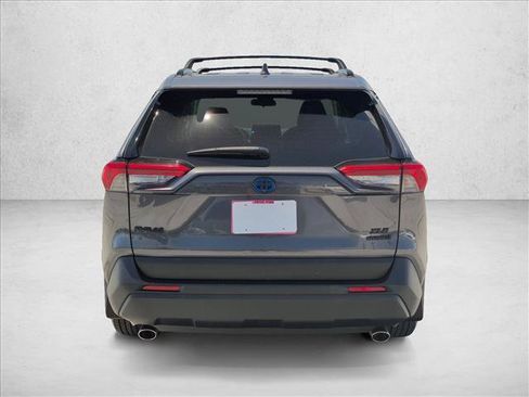 Certified 2021 Toyota RAV4 XLE AWD/4WD image 7