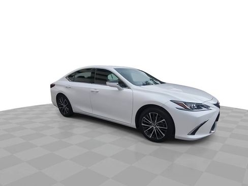 Used 2024 Lexus ES 350 w/ Premium Package FWD image 2