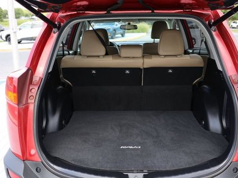 Used 2014 Toyota RAV4 Limited AWD/4WD image 10