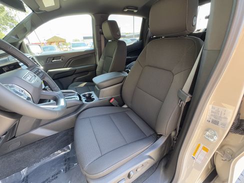 New 2026 GMC Canyon Elevation w/ Convenience Package image 18