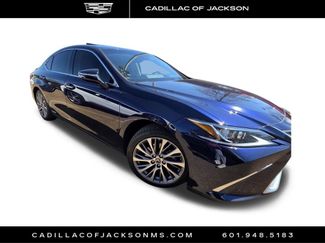 Used 2021 Lexus ES 300h 300h w/ Premium Package video 3