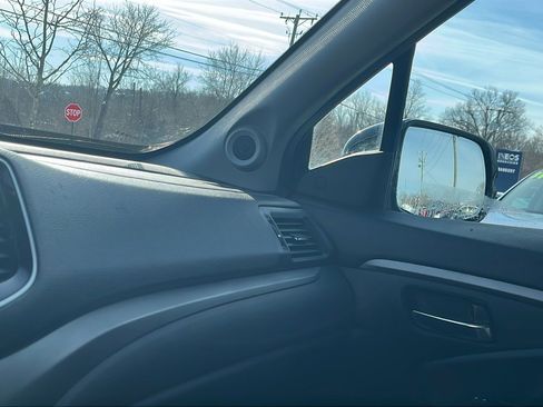 Used 2023 Honda Ridgeline RTL-E image 18