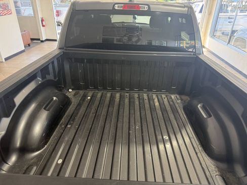 Used 2021 RAM 1500 Big Horn RWD image 28