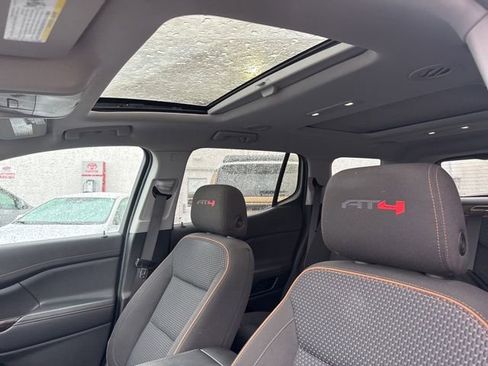 Used 2020 GMC Acadia AT4 image 11