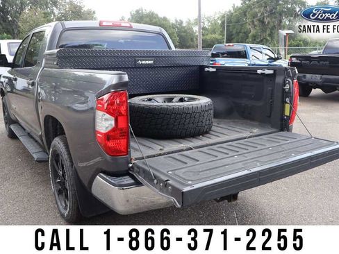 Used 2019 Toyota Tundra SR5 w/ SR5 Upgrade Package AWD/4WD image 14