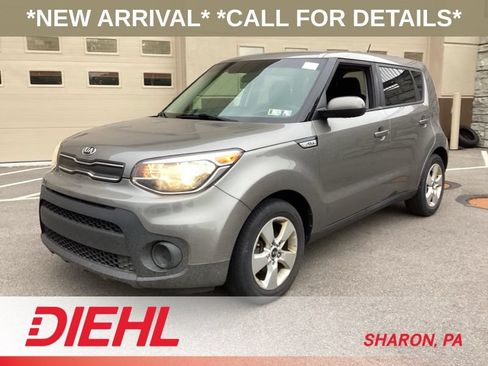 Used 2017 Kia Soul FWD image 3