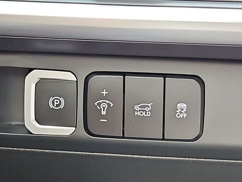 Used 2024 Hyundai Santa Fe SE FWD image 23
