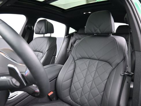 Used 2026 BMW X6 M60i image 10