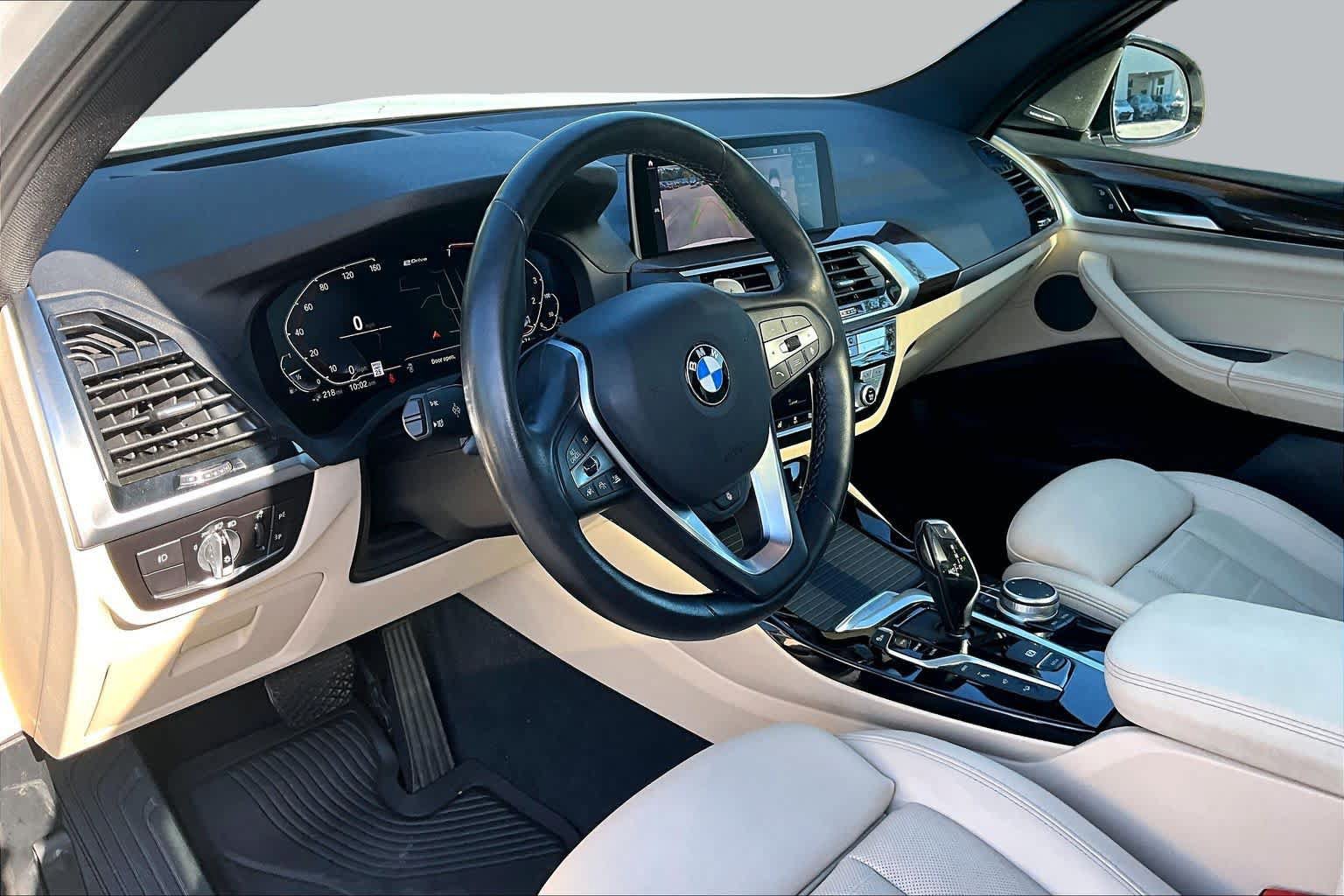 Used 2021 BMW X3 xDrive30e w/ Executive Package AWD/4WD image 18