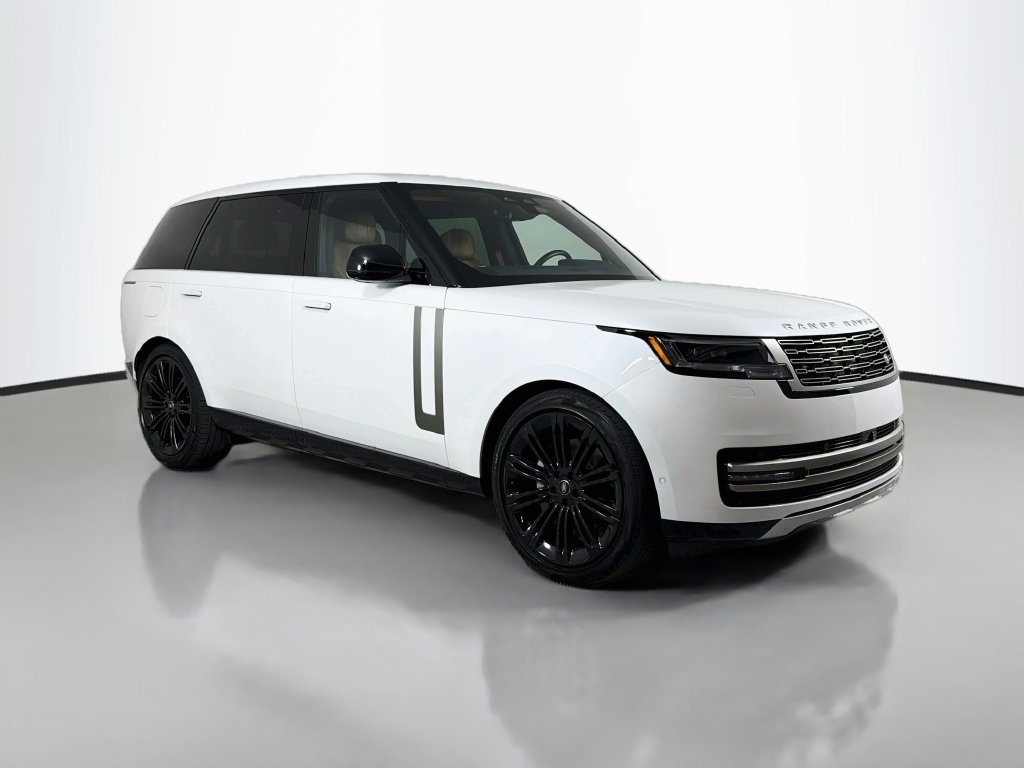 Used 2024 Land Rover Range Rover Long Wheelbase SE AWD/4WD image 3