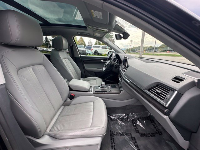 Used 2020 Audi Q5 2.0T Premium Plus AWD/4WD image 26