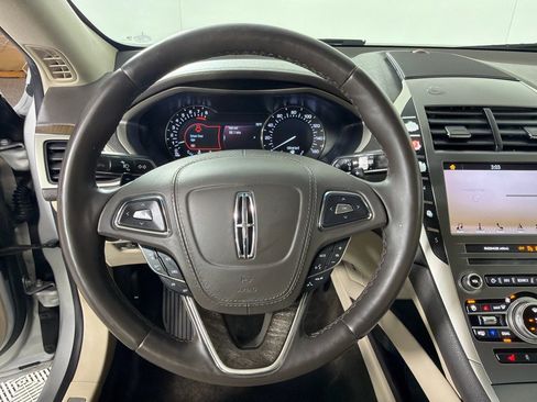 Used 2018 Lincoln MKZ Select w/ Select Plus Package image 10