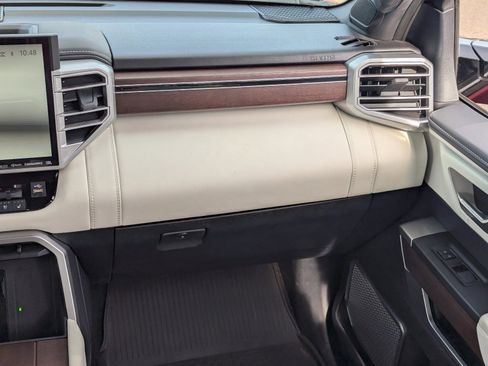 Used 2024 Toyota Sequoia Capstone image 18