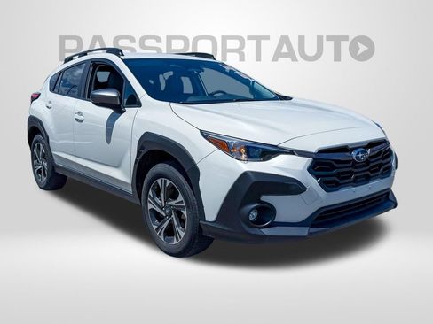 Used 2024 Subaru Crosstrek 2.0i Premium AWD/4WD image 2