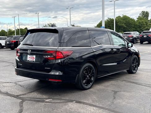 Certified 2023 Honda Odyssey Sport image 11