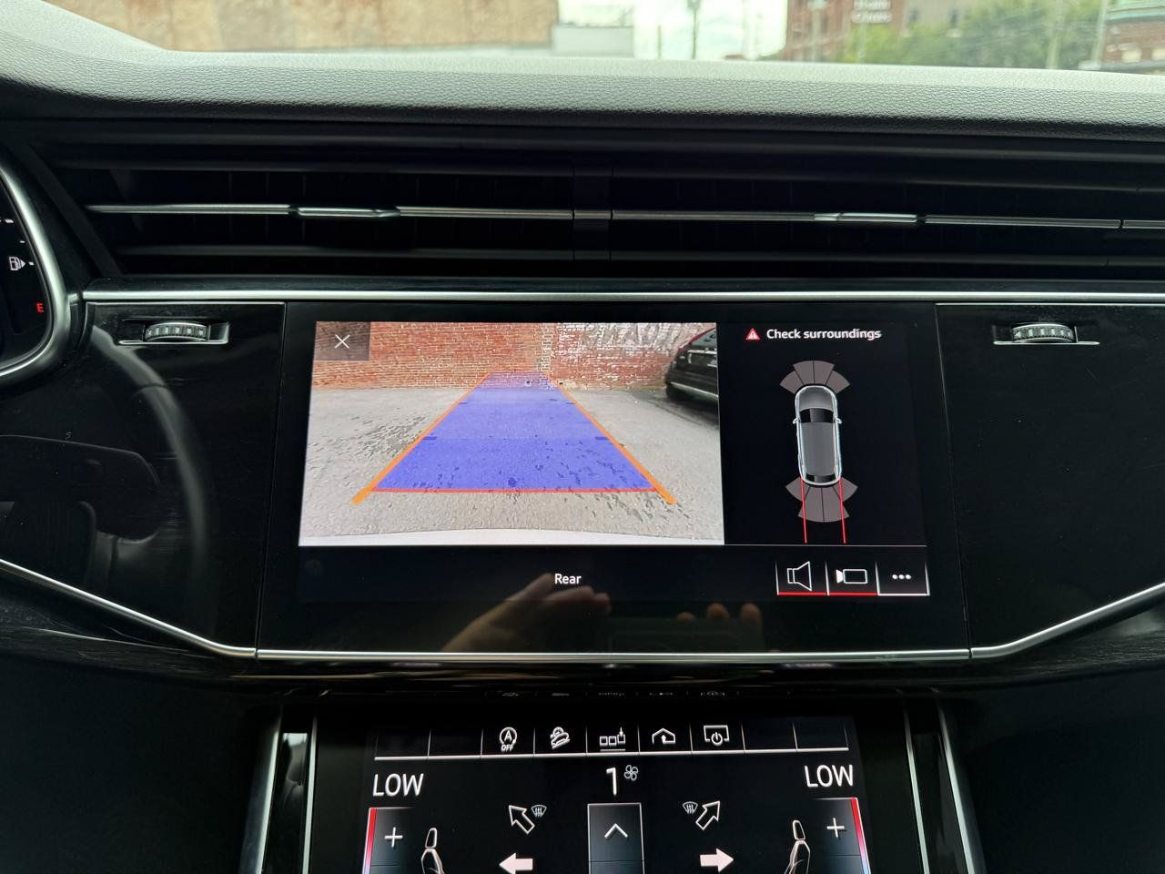 Used 2019 Audi Q8 Premium w/ Cold Weather Package AWD/4WD image 12