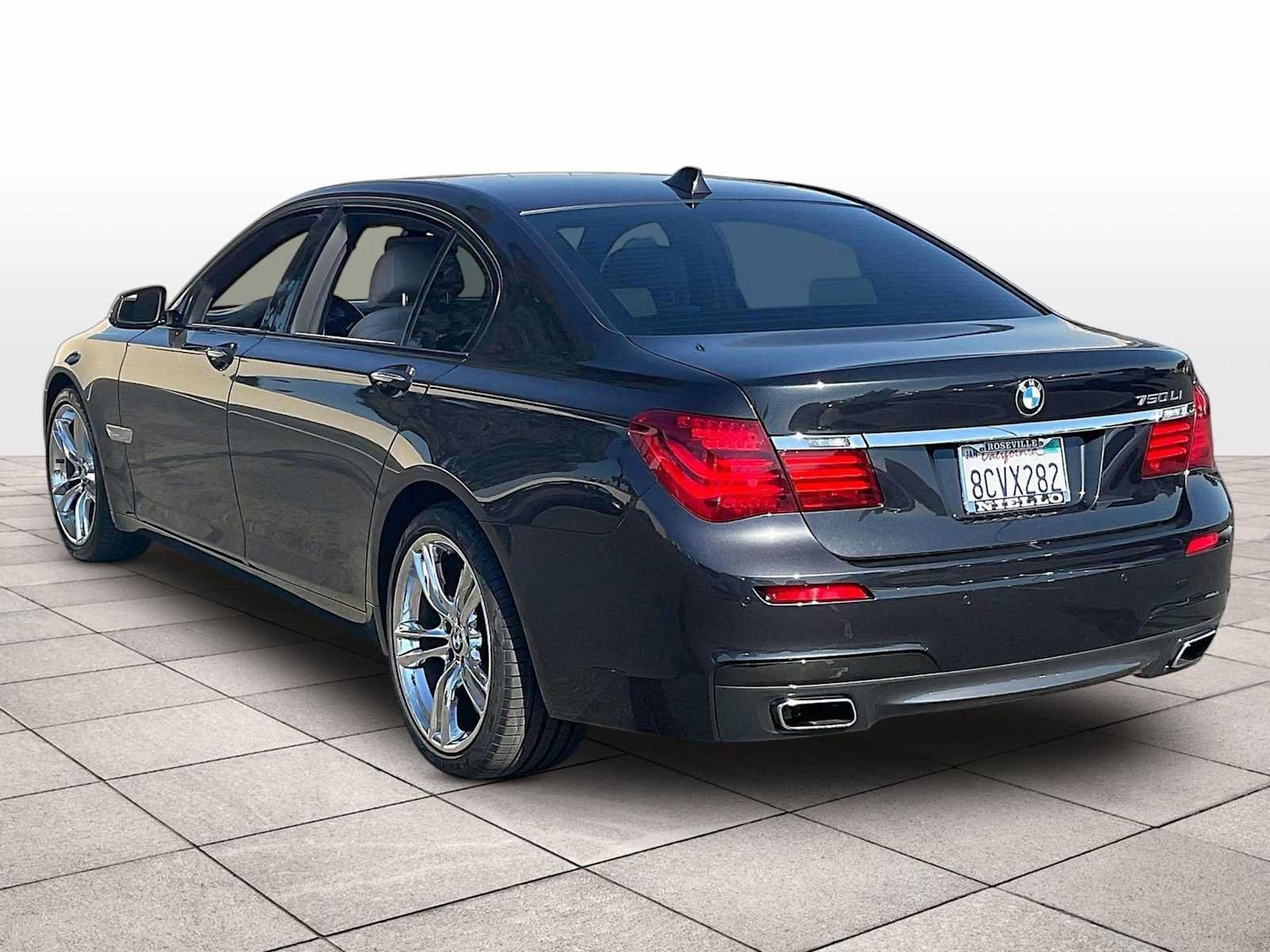 Used 2014 BMW 750Li RWD image 13