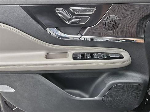 New 2025 Lincoln Corsair FWD w/ Equipment Group 101A image 30