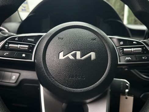 Used 2024 Kia Forte LXS image 26