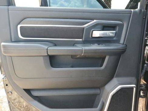 Used 2023 RAM 3500 Laramie AWD/4WD image 23