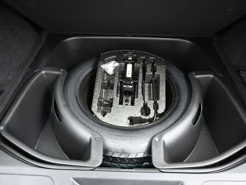 Used 2020 Jeep Grand Cherokee Altitude image 48