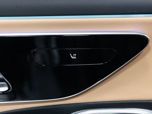 Used 2026 Mercedes-Benz E 53 AMG 4MATIC Sedan image 27