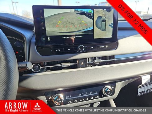 New 2026 Mitsubishi Outlander SE image 24