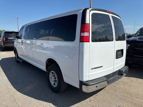 Used 2023 Chevrolet Express 3500 LT w/ LT Preferred Equipment Group RWD image 2