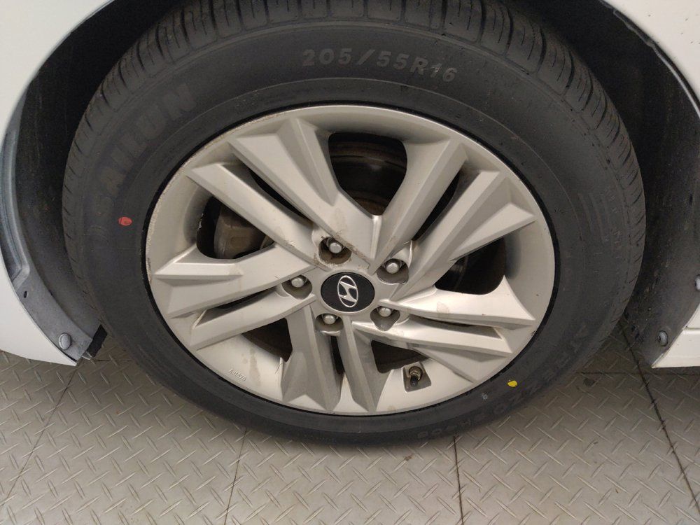 Used 2020 Hyundai Elantra SEL w/ Cargo Package (C1) FWD image 31