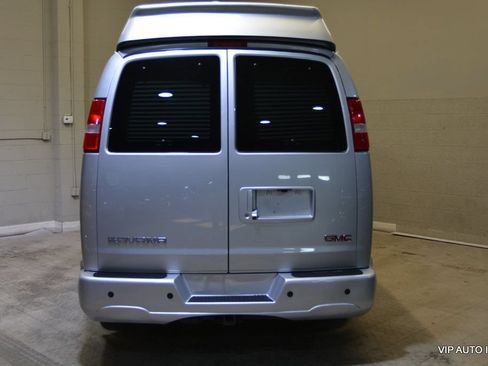 Used 2020 GMC Savana 2500 Extended w/ Enhanced Convenience Package RWD image 6
