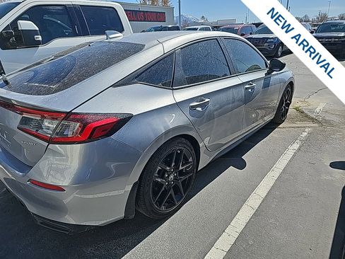 Used 2025 Honda Civic Sport image 4