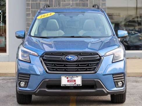 Certified 2024 Subaru Forester Limited w/ Pop Package 2 AWD/4WD image 30
