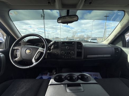 Used 2014 Chevrolet Silverado 2500 LT AWD/4WD image 14