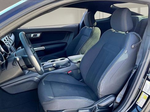 Used 2021 Ford Mustang Coupe image 21