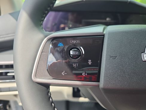 New 2025 Nissan Murano SV image 17