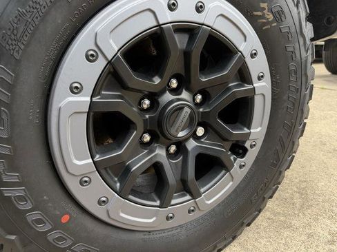 New 2025 Ford Ranger Raptor image 9