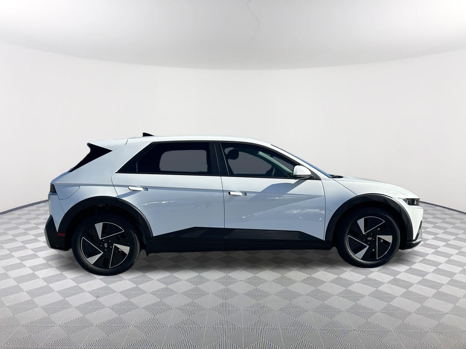 New 2027 Hyundai Ioniq 5 SE RWD image 5