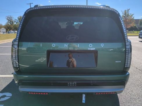 New 2026 Hyundai Ioniq 9 SEL image 5