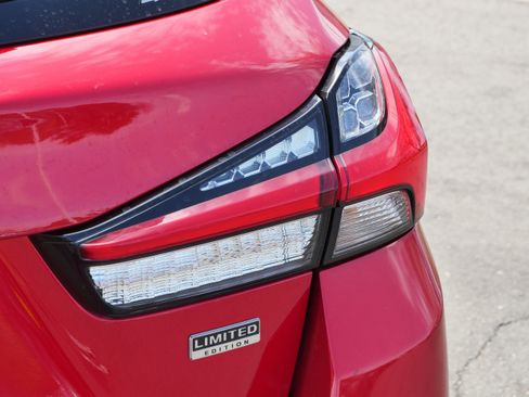 Used 2021 Mitsubishi Outlander Sport LE AWD/4WD image 17