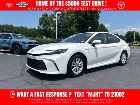 Used 2025 Toyota Camry LE FWD image 1