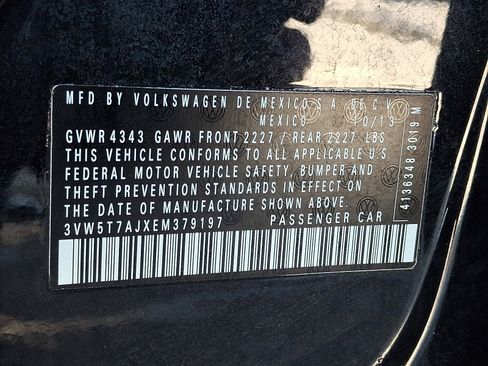 Used 2014 Volkswagen Jetta GLI Autobahn image 26