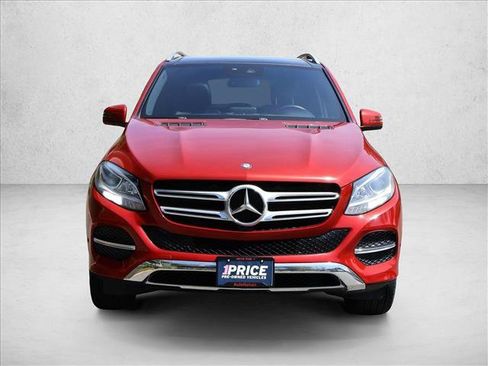 Used 2016 Mercedes-Benz GLE 350 4MATIC w/ Parking Assist Package image 3