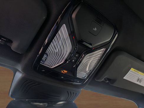 Used 2019 BMW X3 xDrive30i w/ Executive Package image 24