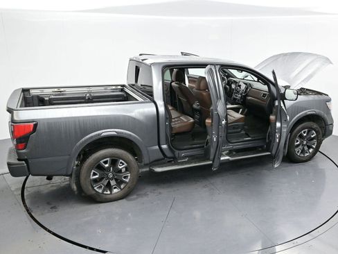 Used 2021 Nissan Titan Platinum Reserve w/ Moonroof Package image 47